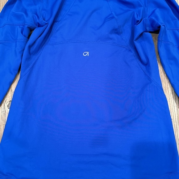 Gap Fit Woman’s Blue Athletic Quarter Zip Size Extra Small - Picture 6 of 8